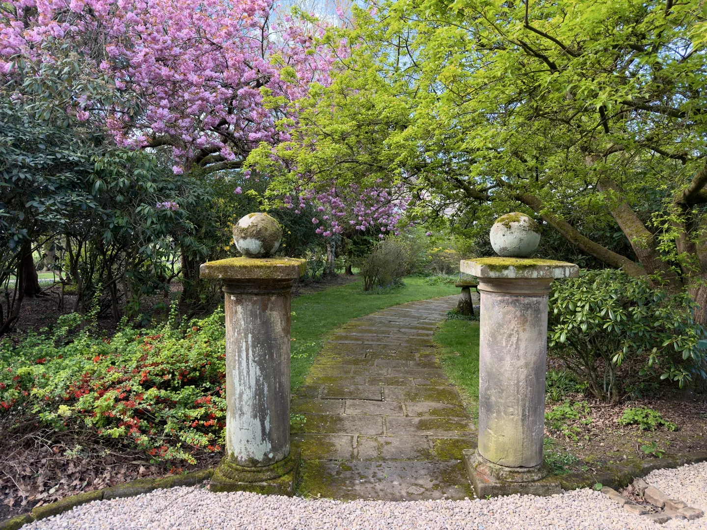 Barton Park garden columns and path